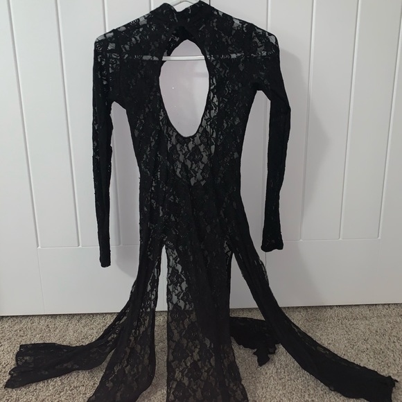 Dance Costume - Picture 1 of 2